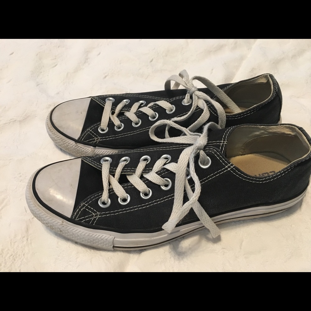 Converse women’s 8.5 used